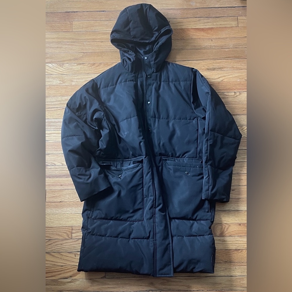 Everlane renew Black Hooded Puffer Jacket